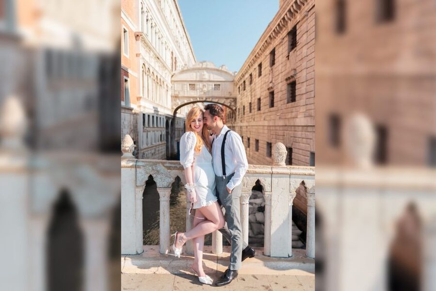 Venice: City Portrait Session with Professional Photographer - Price and value: what $140.47 includes, plus the gondola fee