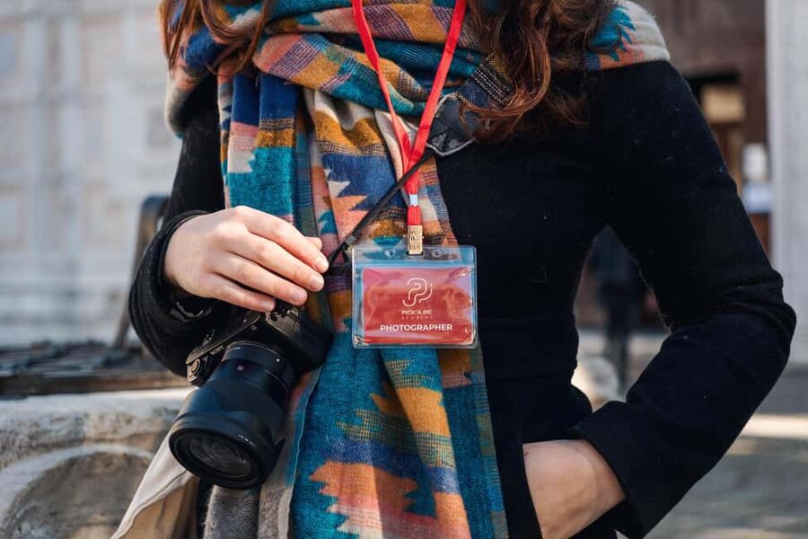 Venice: Exclusive Photoshoot in Hidden Locations - Why a private Venice photoshoot beats solo selfies