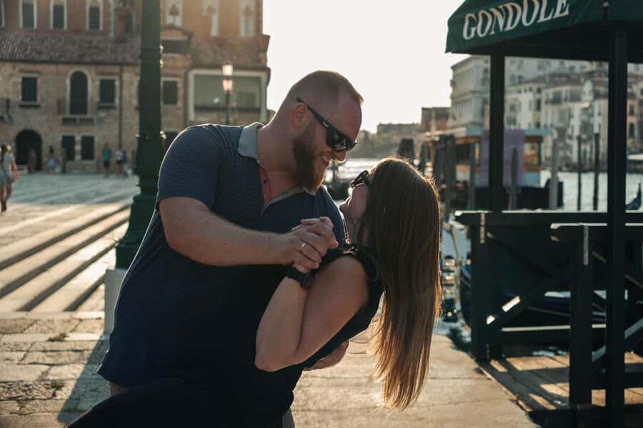 Venice: Exclusive Photoshoot in Hidden Locations - The photo route: Salute, Punta della Dogana, and classic Venice icons