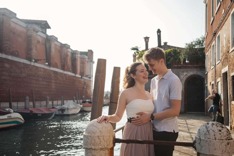 Venice: Exclusive Photoshoot in Hidden Locations - Packing for the shoot: the one item they ask for