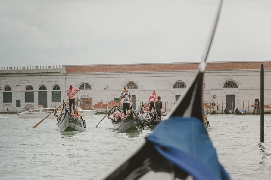Venice: Private Gondola Ride with Photo Shoot - Key things to know before you go