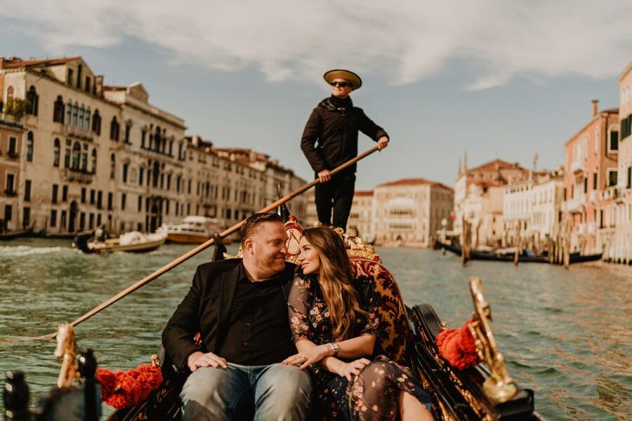 Venice: Private Gondola Ride with Professional Photographer - Price and Value: When $430.87 Is a Good Deal