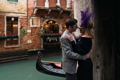 Venice private photo shoot with a local photographer! - What the private shoot feels like in real time
