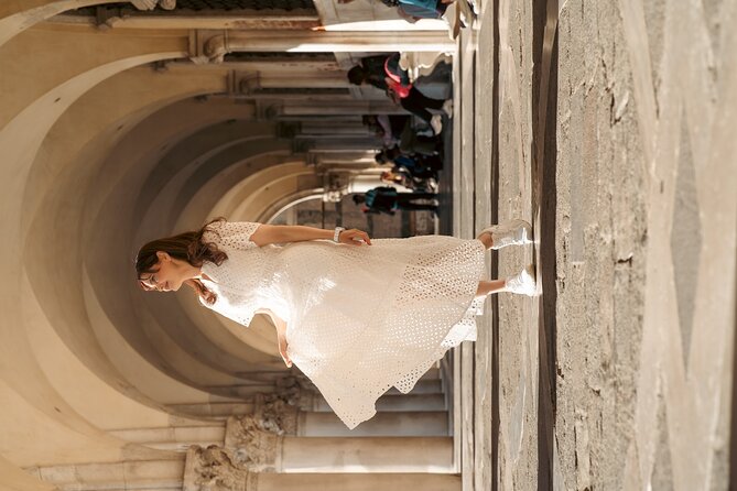 Venice: Tour and Photo Shoot with a Private Photographer. - Price and value: $372 per group can be a bargain in Venice