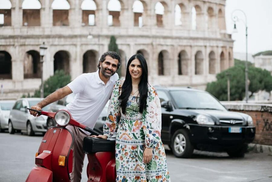 Vespa Tour with Professional Photography in Rome - Fontana Acqua Paola: a landmark moment that breaks up the route
