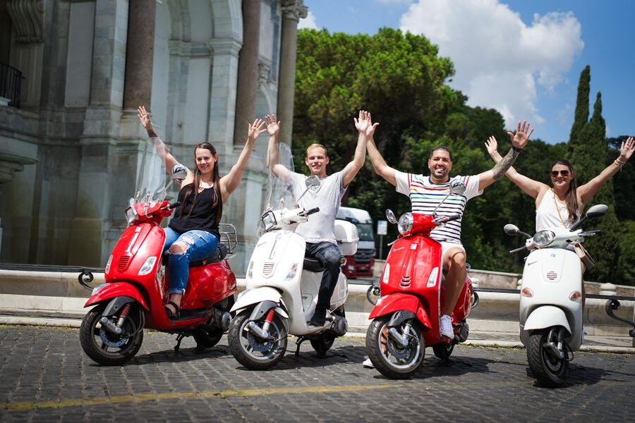 Vespa tour with Professional Photoshoot - Key highlights you’ll actually feel