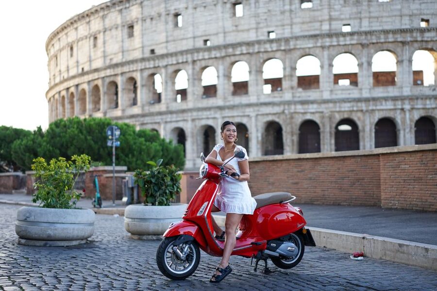 Vespa tour with Professional Photoshoot - Giardino degli Aranci: the panoramic reset