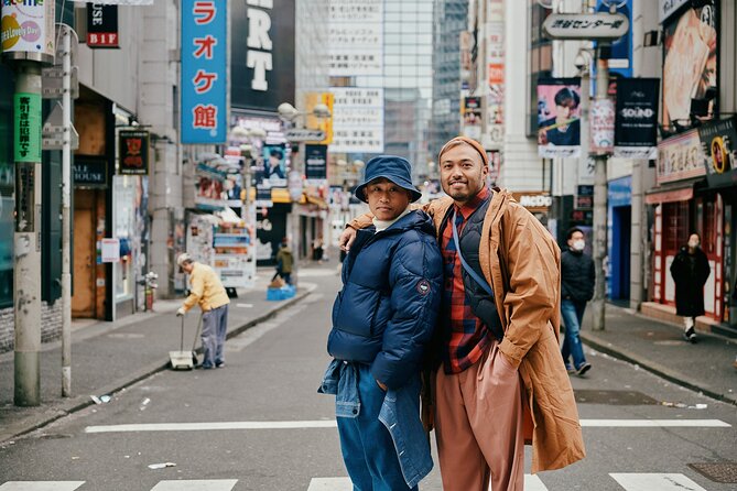 Video + Photo Tour in Tokyo - Kabukicho District: stylish scenes with a crowd-friendly plan