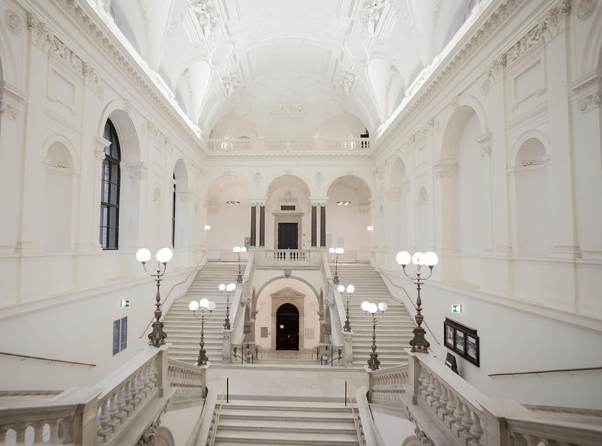 VIENNA AT NIGHT: PRIVATE PHOTO TOUR - Key highlights you can count on