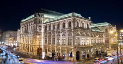 VIENNA AT NIGHT: PRIVATE PHOTO TOUR - Vienna at night is built for photos (that part is real)