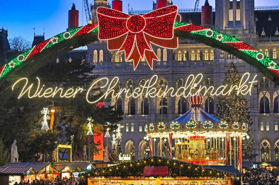 Vienna: Christmas Photoshoot with a Pro Photographer - Key things I’d watch for before you go