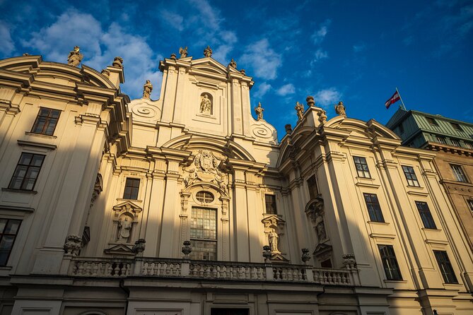 Vienna Photography Masterclass - Private Photography Lesson - Stop-by-Stop: From Hofburg to Heldenplatz (Practice Architecture Like a Pro)