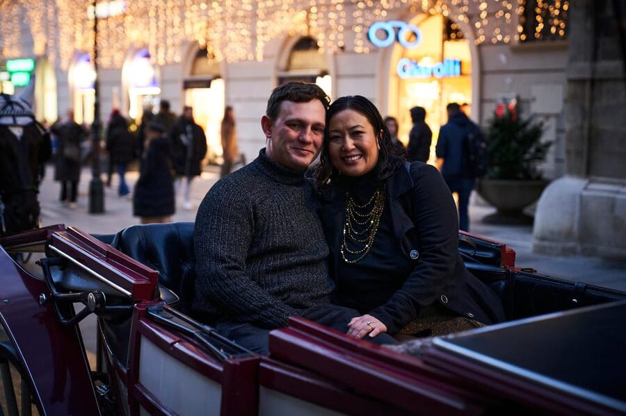 Vienna: Professional Proposal Photographer - The real plan: landmark backdrops plus quieter romantic corners