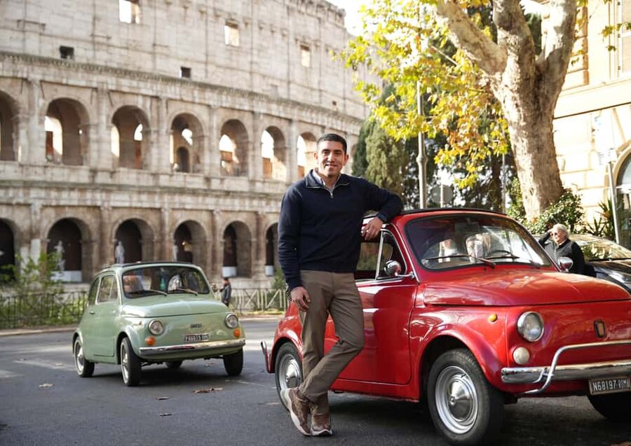 Vintage Fiat500 car Tour by Professional Photographer - Trastevere and Fontana Acqua Paula: Rome’s mood between the icons