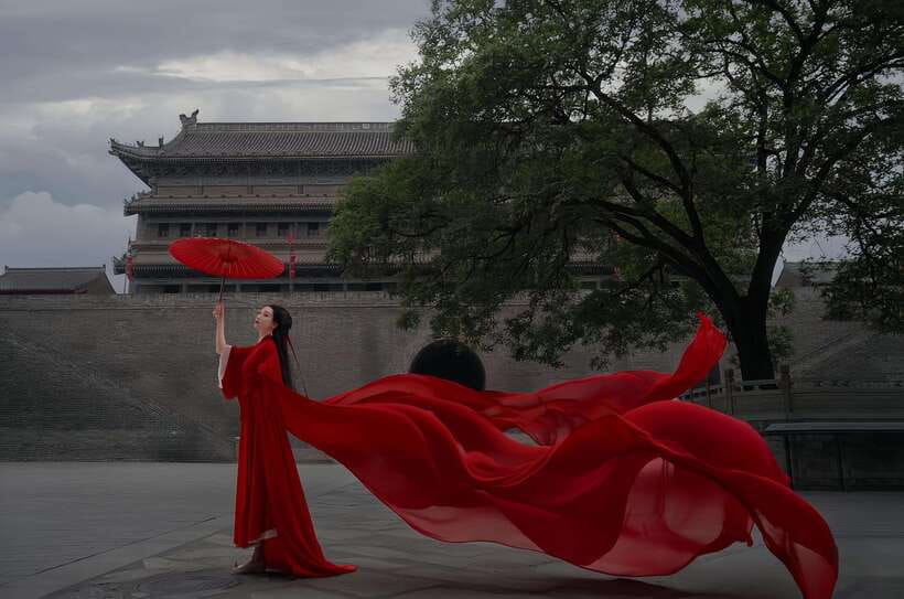 Xi'an: Hanfu and Tang Dynasty Costume Photo Shoot - City Wall: dramatic, edgy, and made for bold portraits