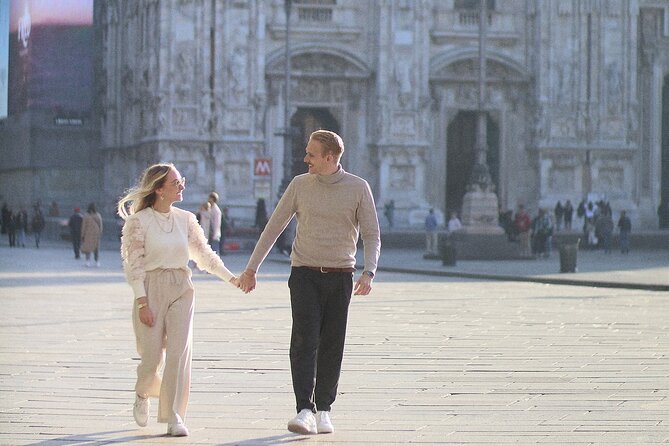 Your Fun Professional Photoshoot in Milan - Why This Milan Photoshoot Works So Well With Iconic Stops