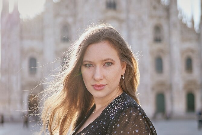 Your Fun Professional Photoshoot in Milan - Stop 3: Piazza Mercanti for a City-Center Snapshot Vibe