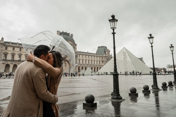 Your Photoshoot in Paris - Where You Meet: La France Renaissante by Pont de Bir-Hakim