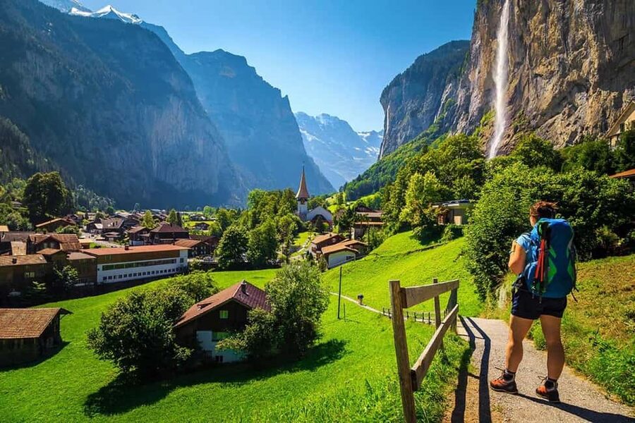 Zurich: Day Trip to Grindelwald & Interlaken with Photoshoot - How the photo-focused approach actually helps you get better results